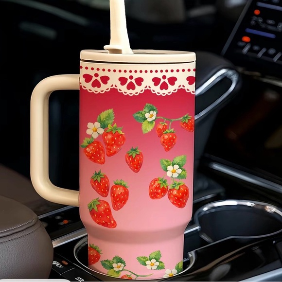 Strawberry Shortcake doble wall insulated tumbler 40oz 12hrs hot 24hrs cold - Picture 5 of 7